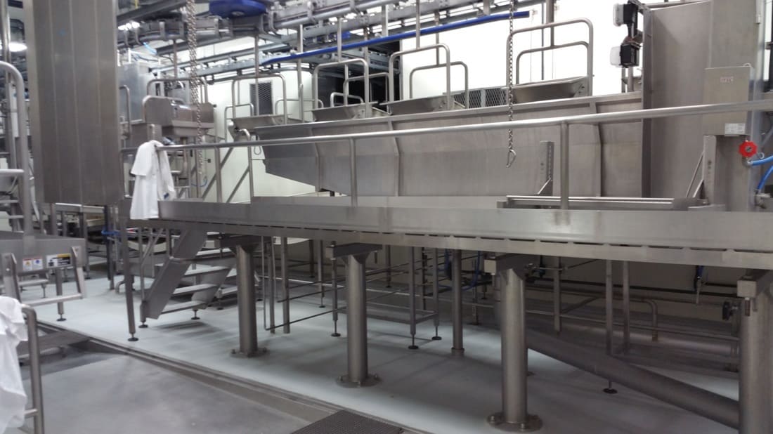 Stainless chilled water trough system